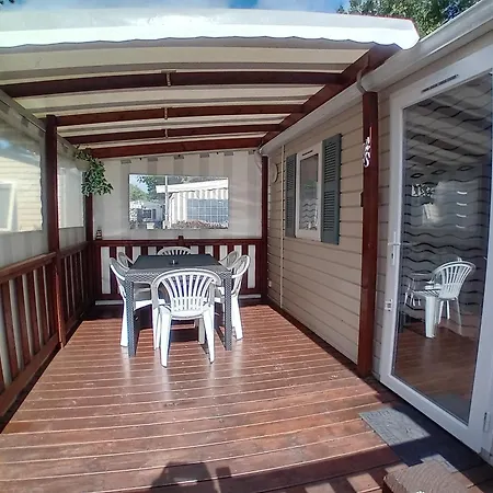 2 Bed - Sleeps 4 - Free Parking - 5 Mins To * Saint-Jean-de-Monts