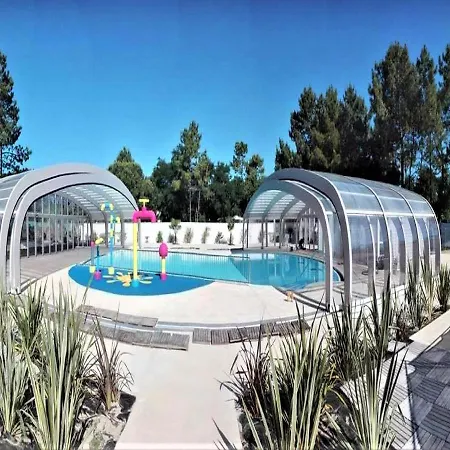 2 Bed - Sleeps 4 - Free Parking - 5 Mins To * Saint-Jean-de-Monts