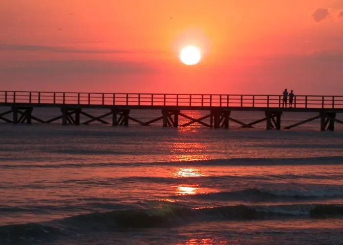 Hébergement de vacances 2 Bed - Sleeps 4 - Free Parking - 5 Mins To