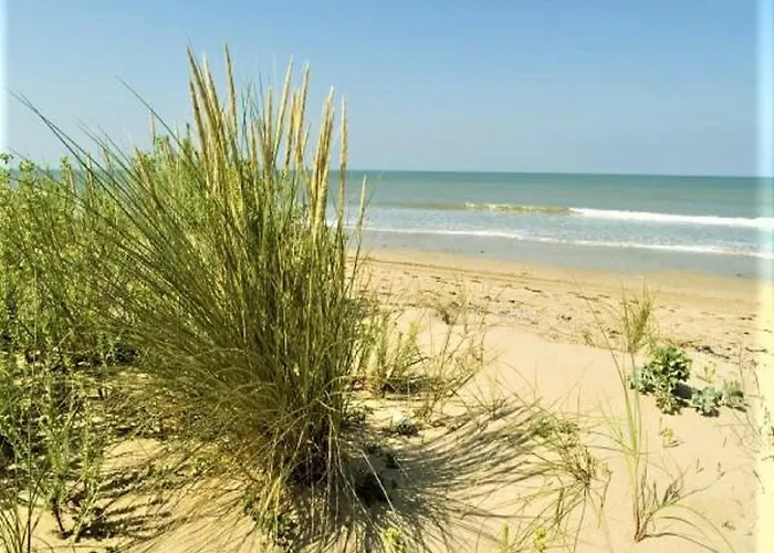 2 Bed - Sleeps 4 - Free Parking - 5 Mins To * Saint-Jean-de-Monts